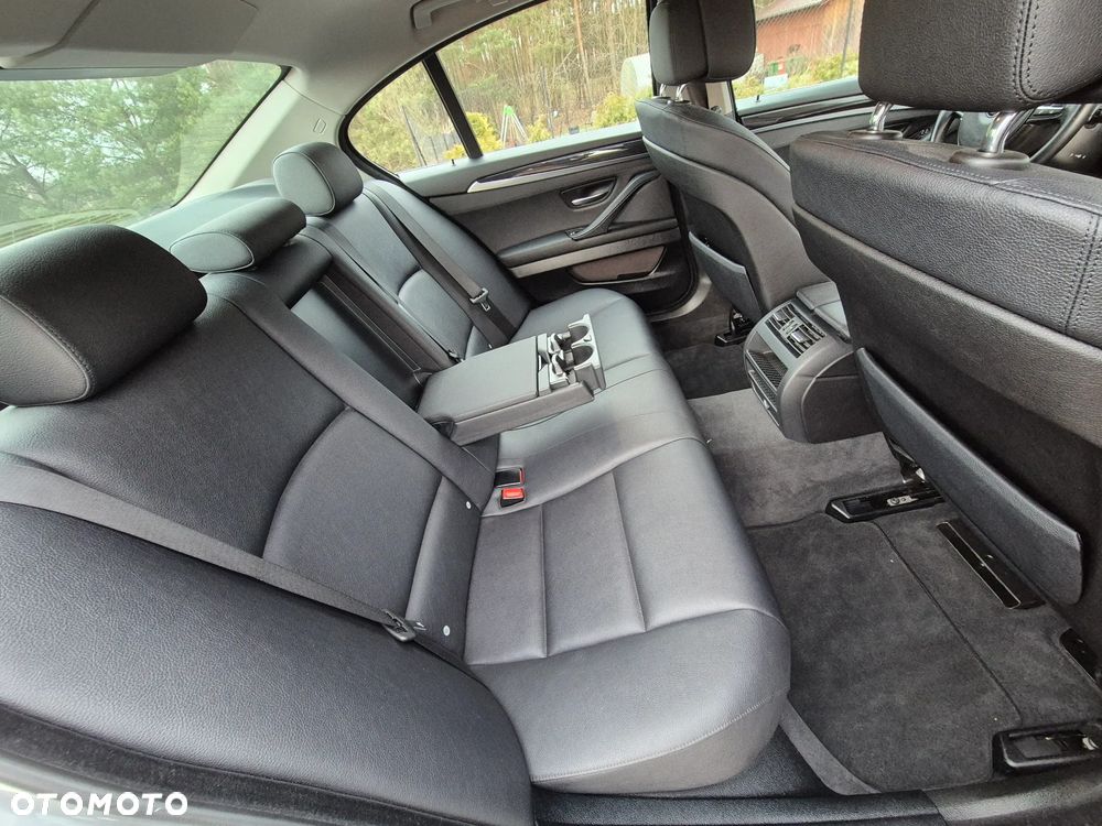 BMW Seria 5 - 21