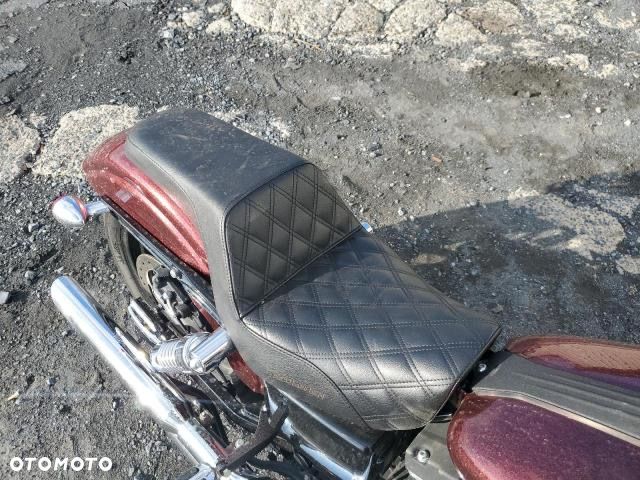 Harley-Davidson Dyna Street Bob - 22