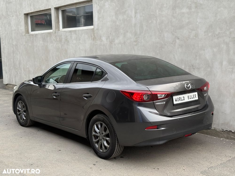 Mazda 3 - 6