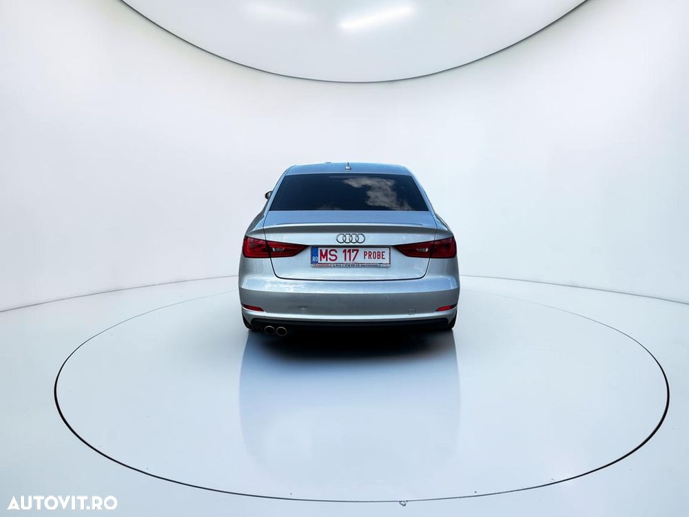 Audi A3 Limuzina 2.0 TDI S line Sportpaket - 9