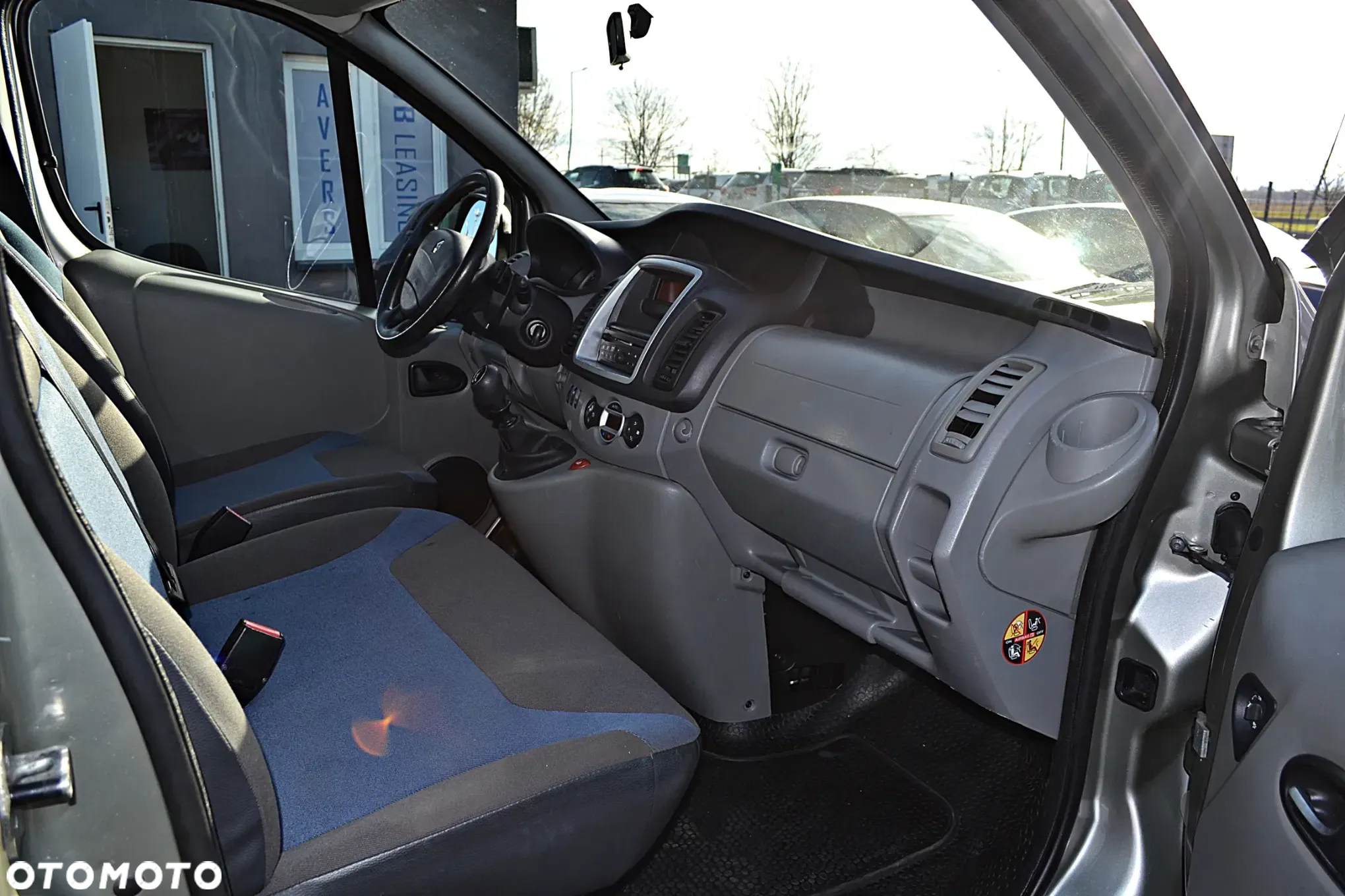 Renault Trafic 2.0 dCi 115 Combi L2H1 - 20