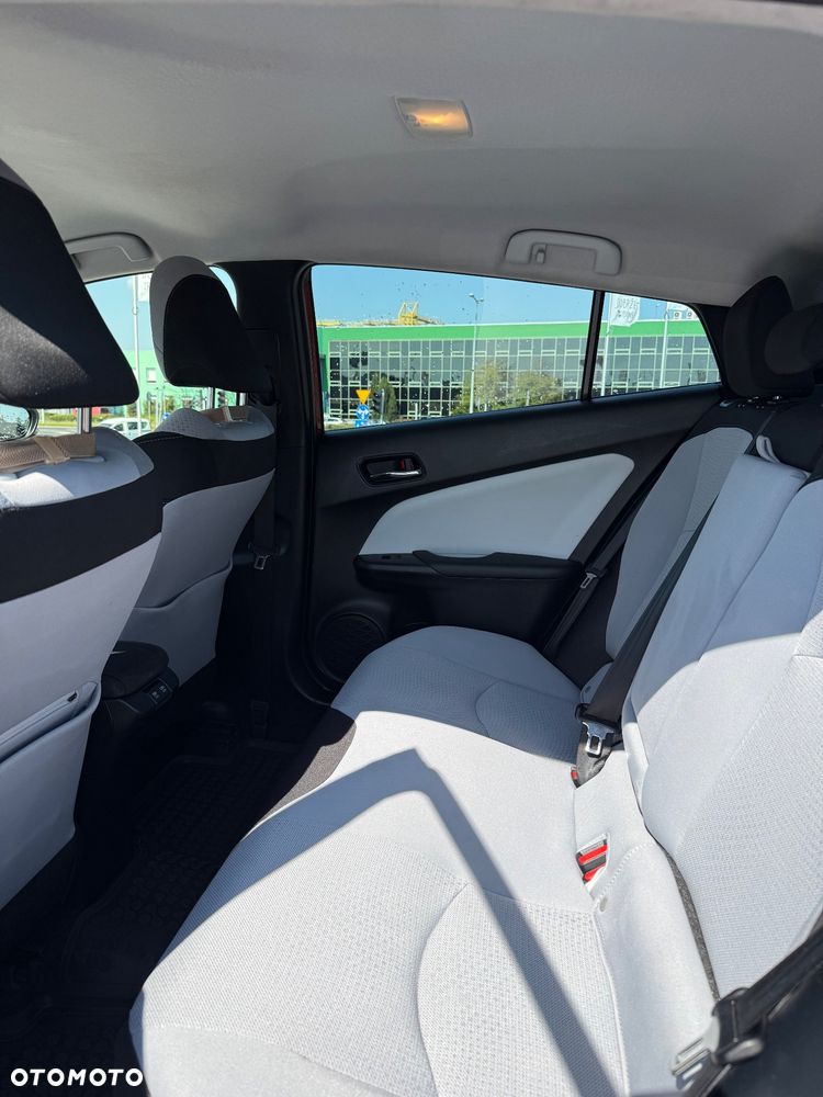 Toyota Prius - 14