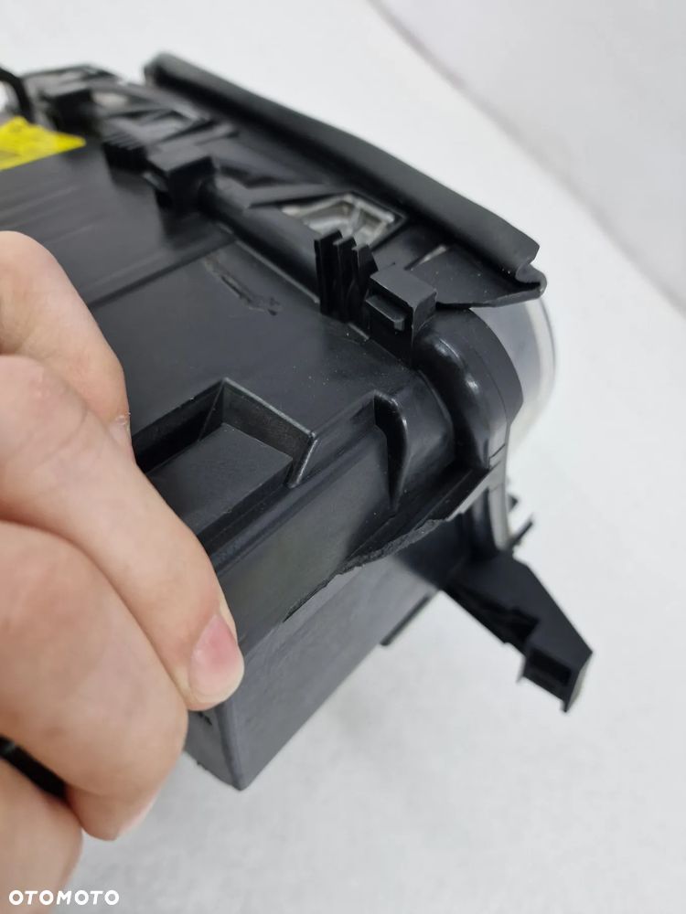 BMW E46 LIFT 01- PRAWA LAMPA PRZEDNIA PRZÓD XENON , NR 7165776 / 0301177272 , NR AUKCJI LA511B - 20