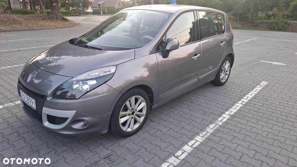 Renault Scenic - 1