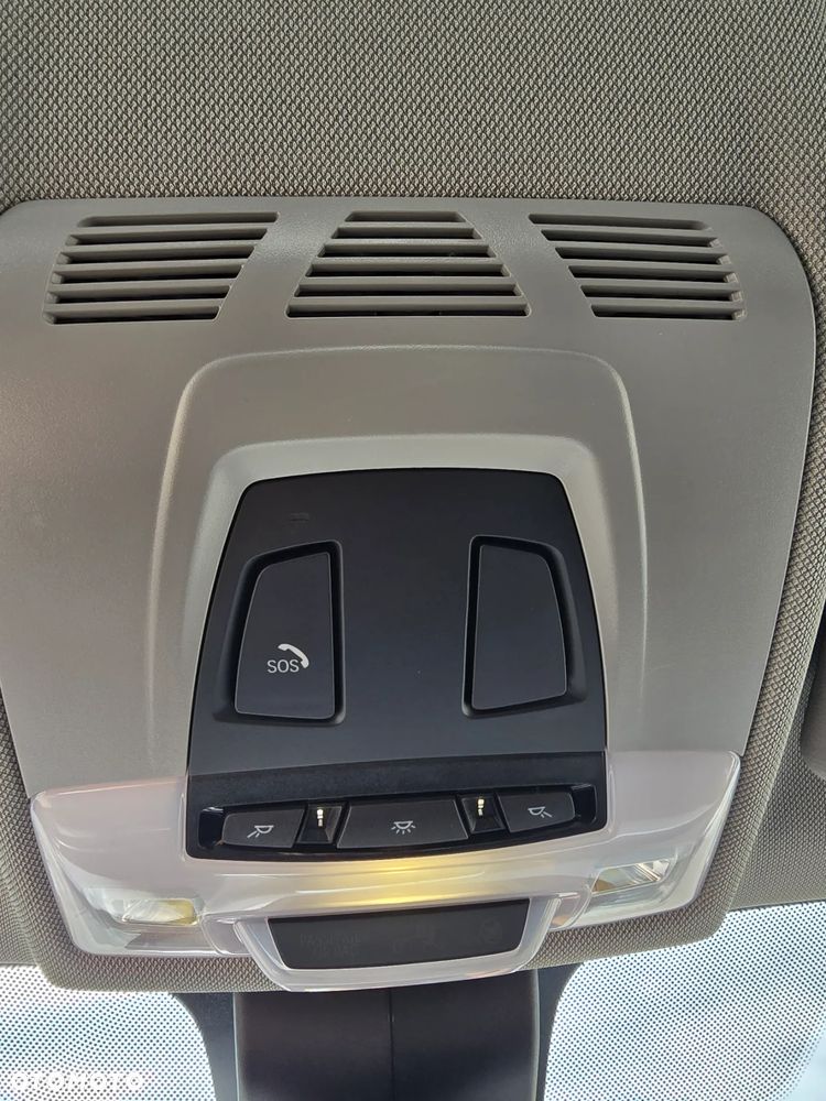 BMW X1 sDrive18d - 22