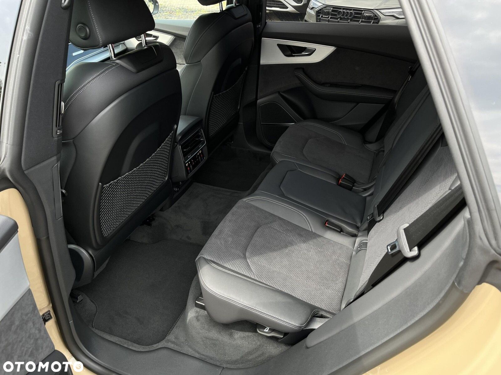Audi Q8 - 16