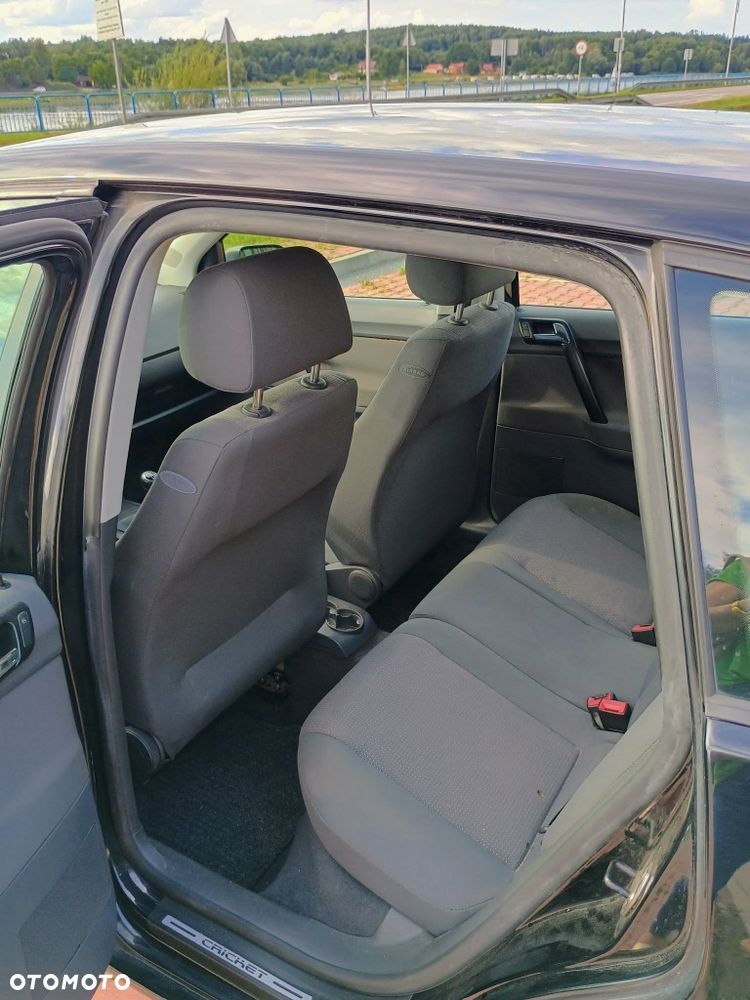 Volkswagen Polo - 4