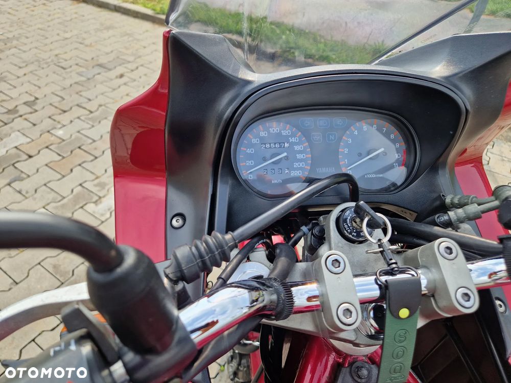 Yamaha XJ - 5