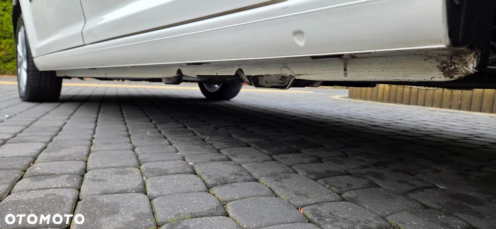 Volkswagen Caddy Maxi - 24