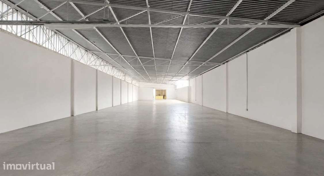 Armazém e pavilhão
1.750 € - Grande imagem: 5/10