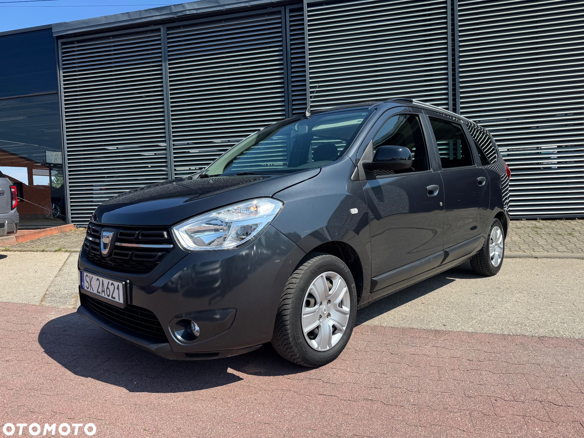 Dacia Lodgy 1.3 TCe Laureate S&S - 5