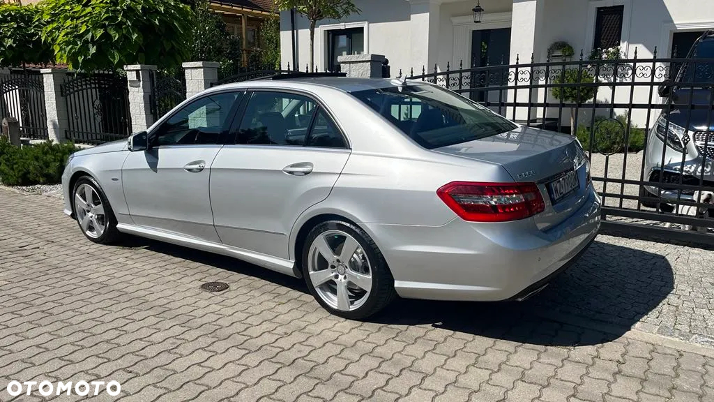 Mercedes-Benz Klasa E 250 CDI 4-Matic BlueEff Elegance - 4