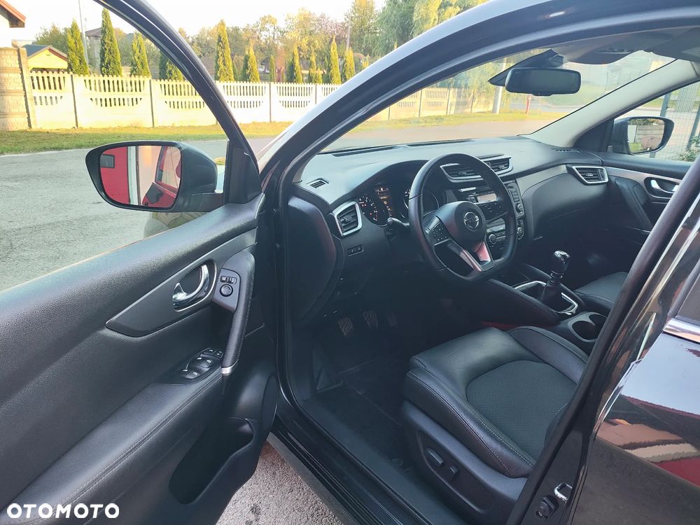 Nissan Qashqai 1.6 DIG-T Tekna - 14