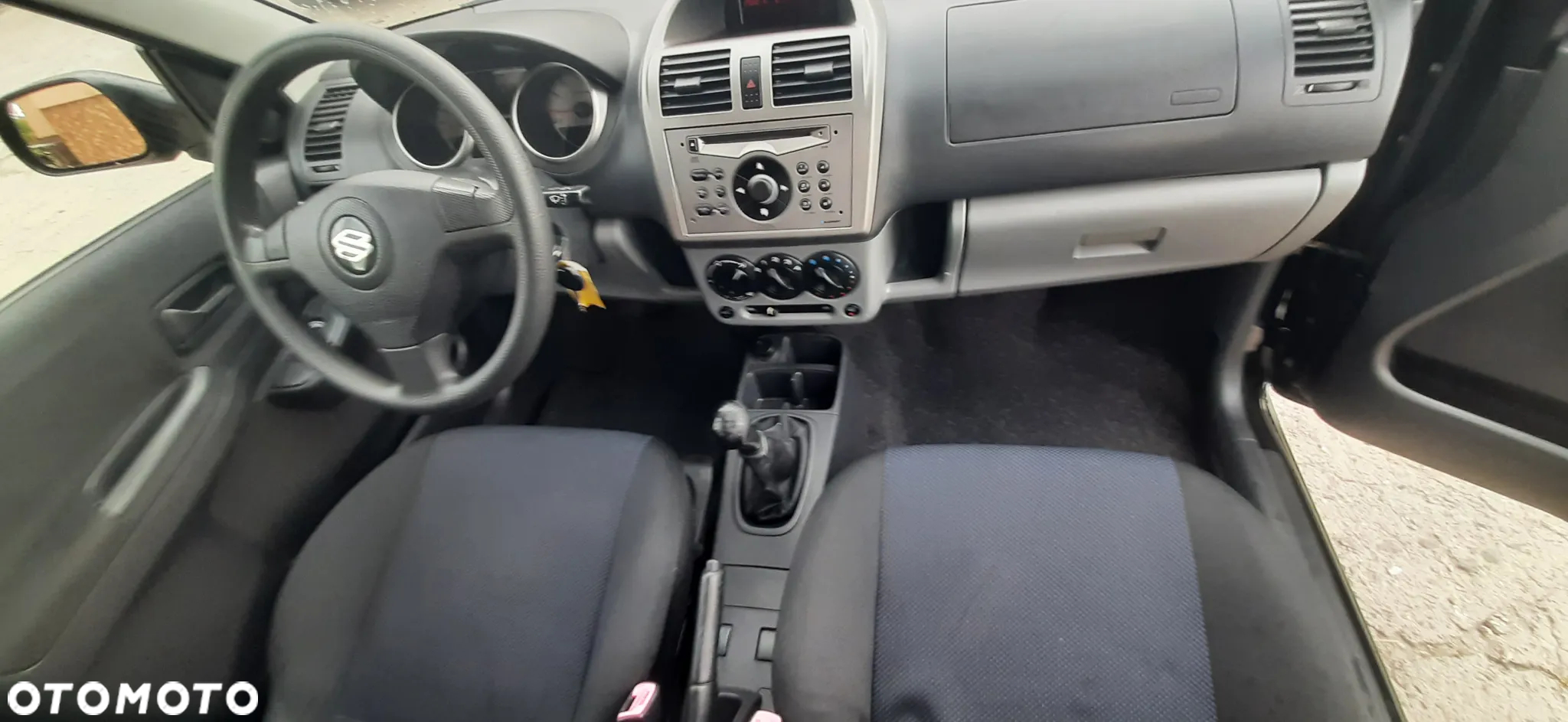 Suzuki Ignis - 8