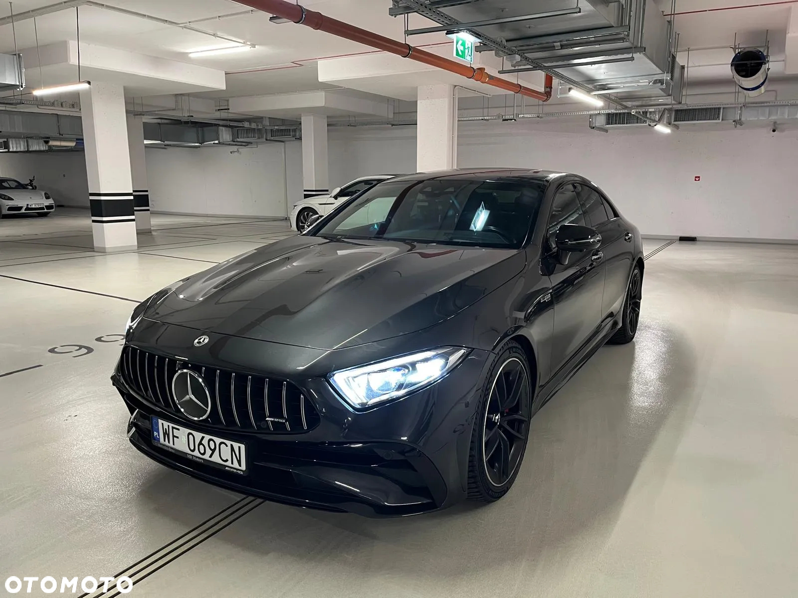 Mercedes-Benz CLS - 6