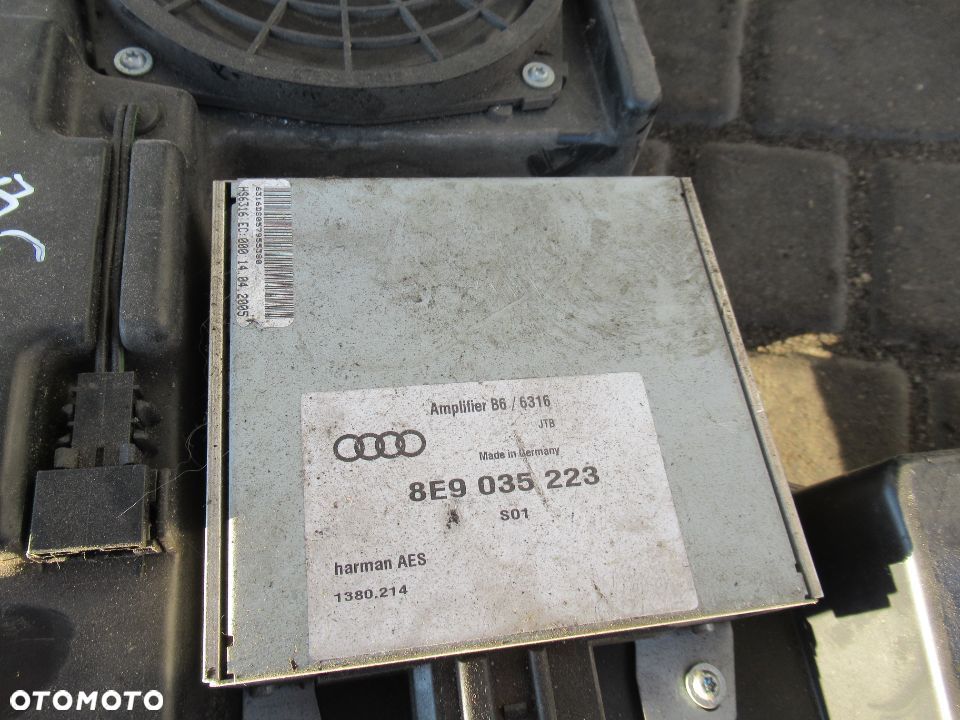 SUBWOOFER WZMACNIACZ GŁOŚNIK AUDI A4B6 8E9035223 - 2