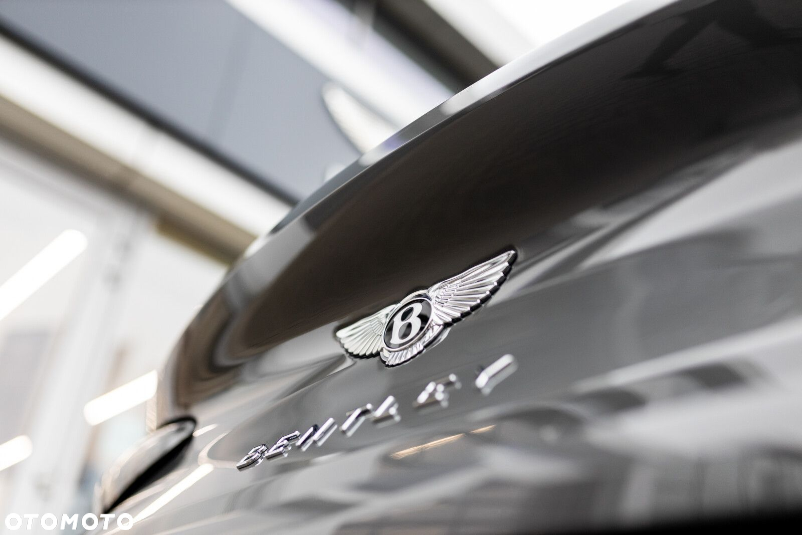 Bentley Continental GT - 11