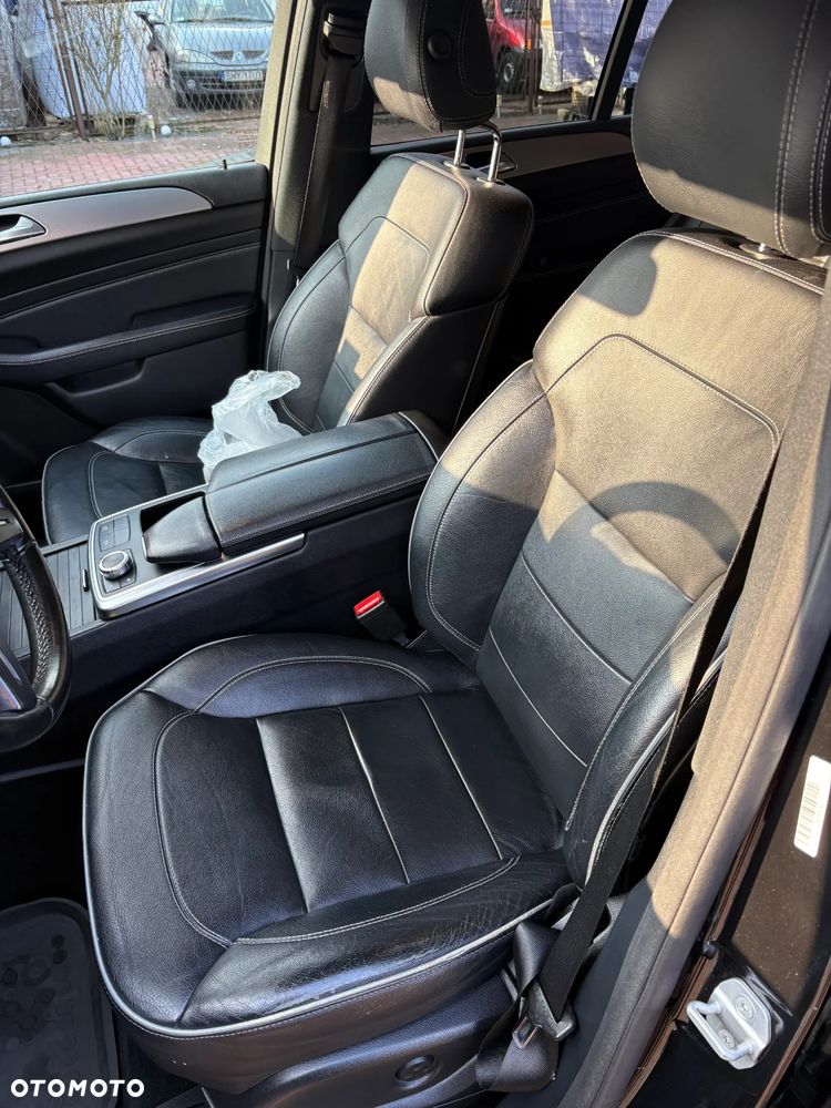 Mercedes-Benz ML - 4