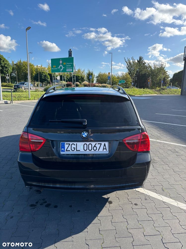 BMW Seria 3 2006 photo 4
