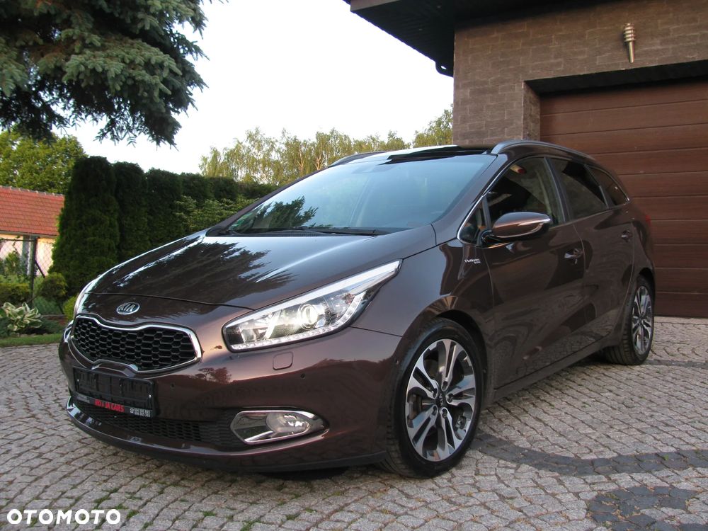Kia Ceed 1.6 GDI DCT Platinum Edition - 3