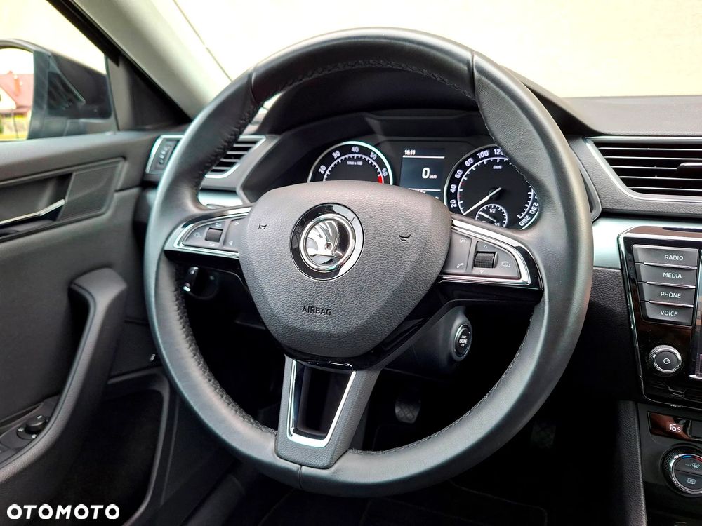 Skoda Superb 1.8 TSI Ambition - 35