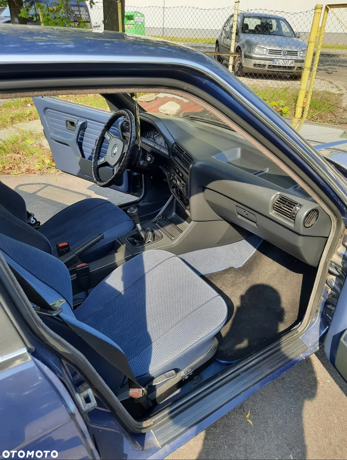 BMW Seria 3 318i - 6