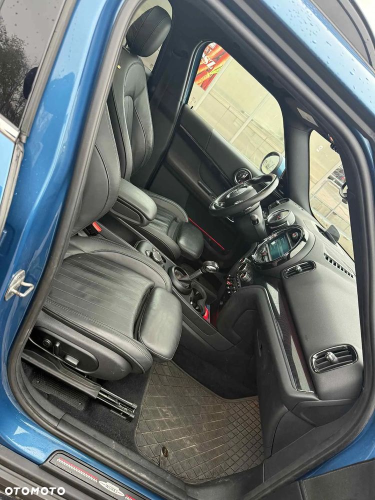 MINI John Cooper Works ALL4 sport - 11