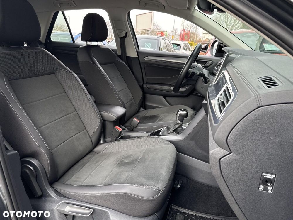 Volkswagen T-Roc 1.5 TSI Style DSG - 11