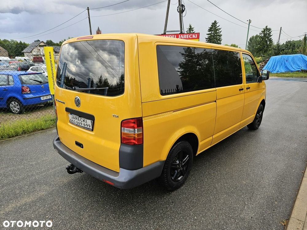 Volkswagen Caravelle - 4