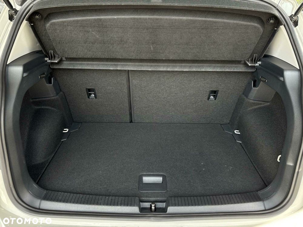 Volkswagen T-Cross 1.5 TSI ACT Life DSG - 26