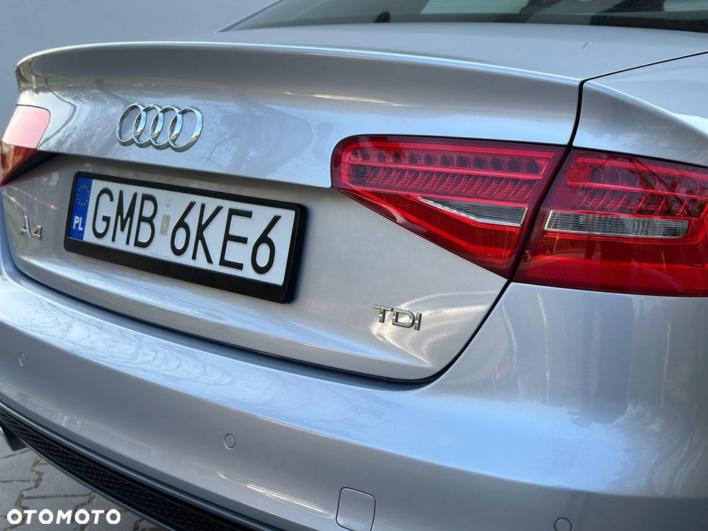 Audi A4 Limousine 2.0 TDI DPF clean diesel multitronic Ambiente - 13