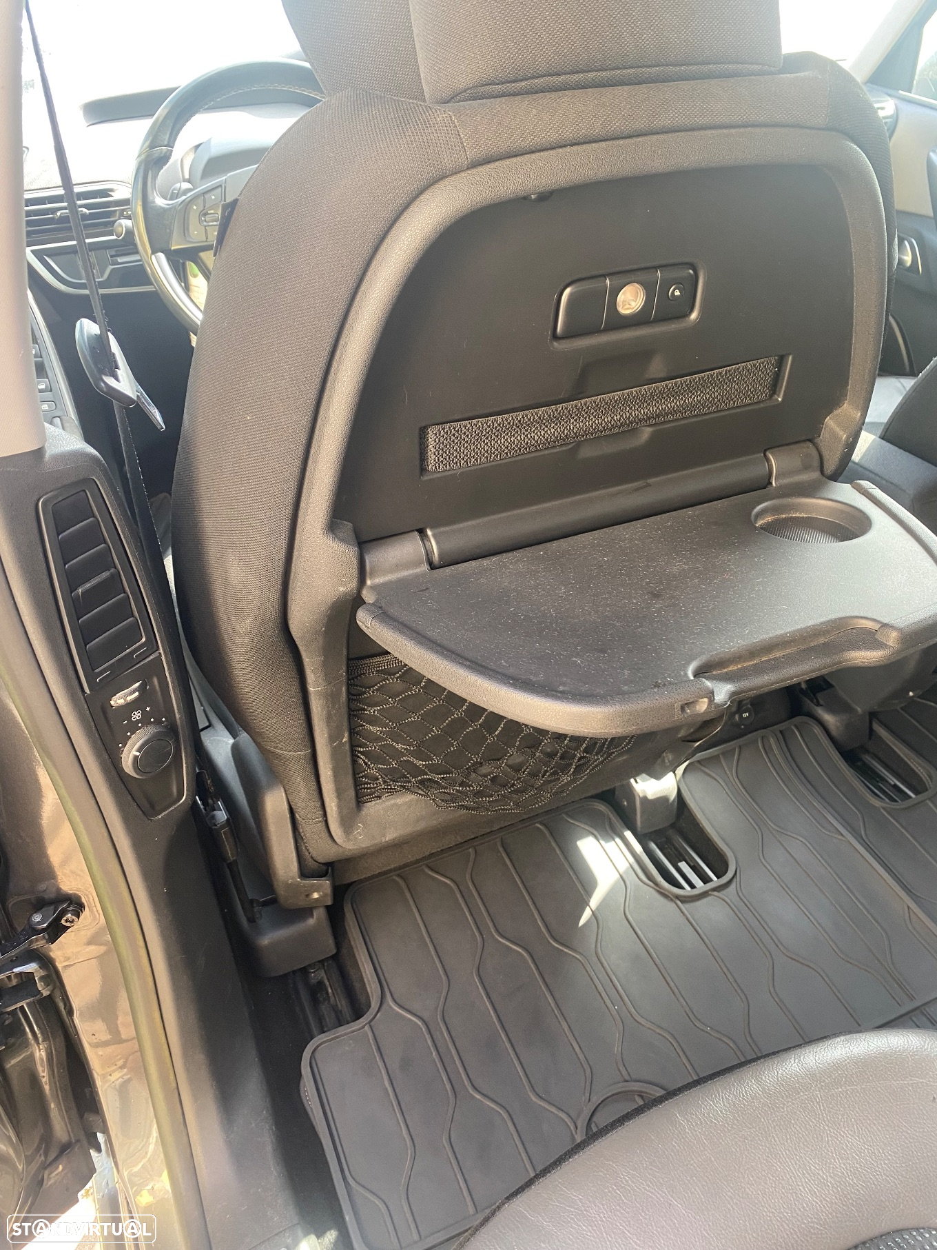 Citroën C4 Picasso 1.6 e-HDi Intensive ETG6 J17 - 5