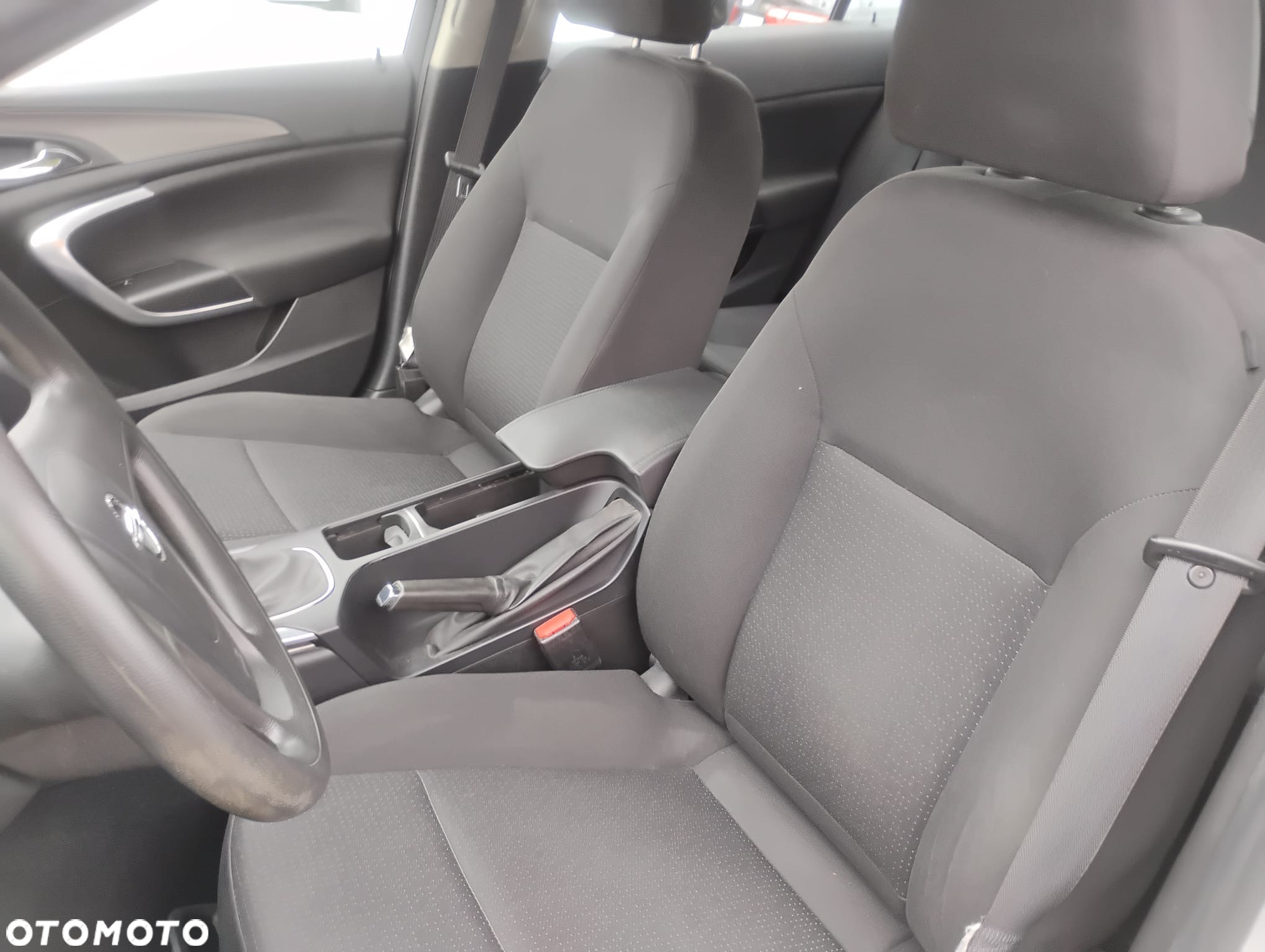 Opel Insignia 1.6 Design Edition - 21
