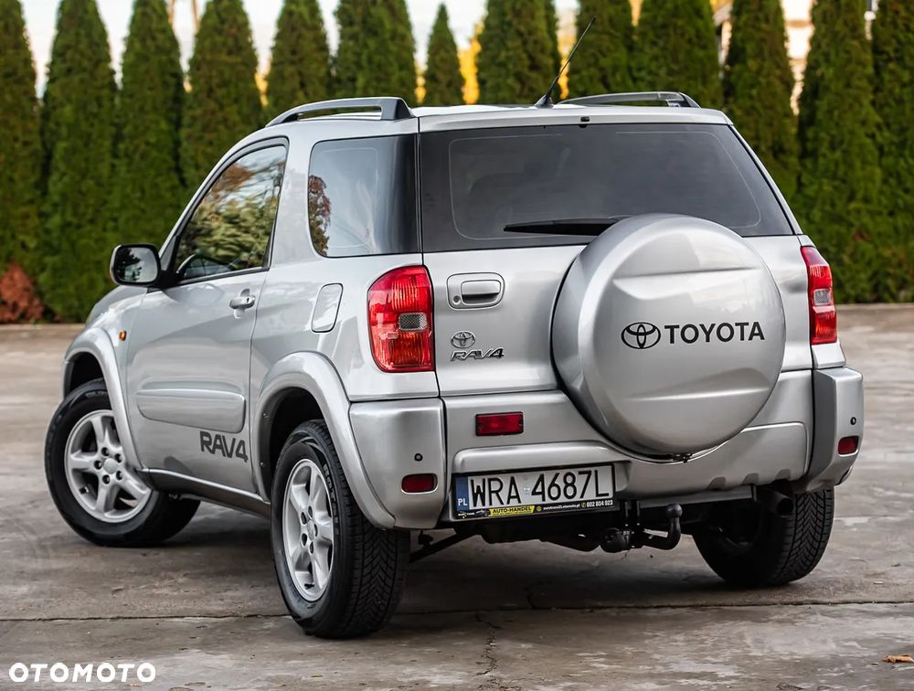 Toyota RAV4 - 6