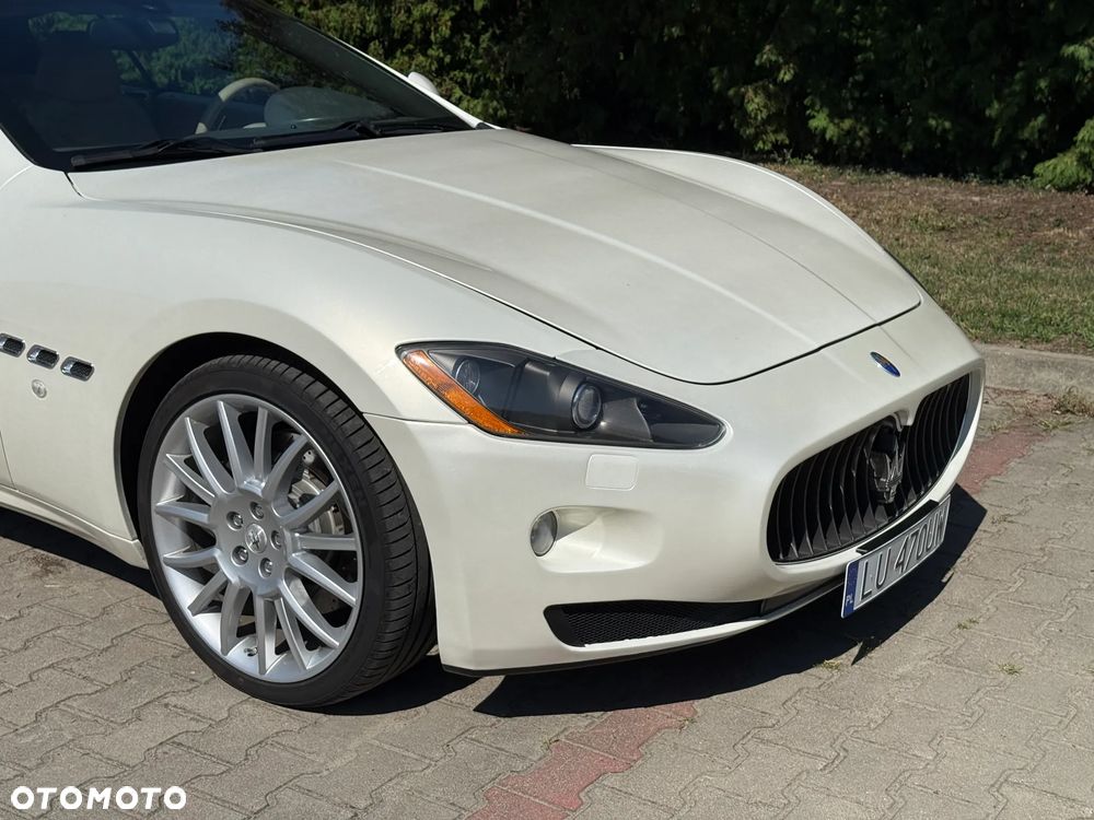 Maserati GranCabrio - 28