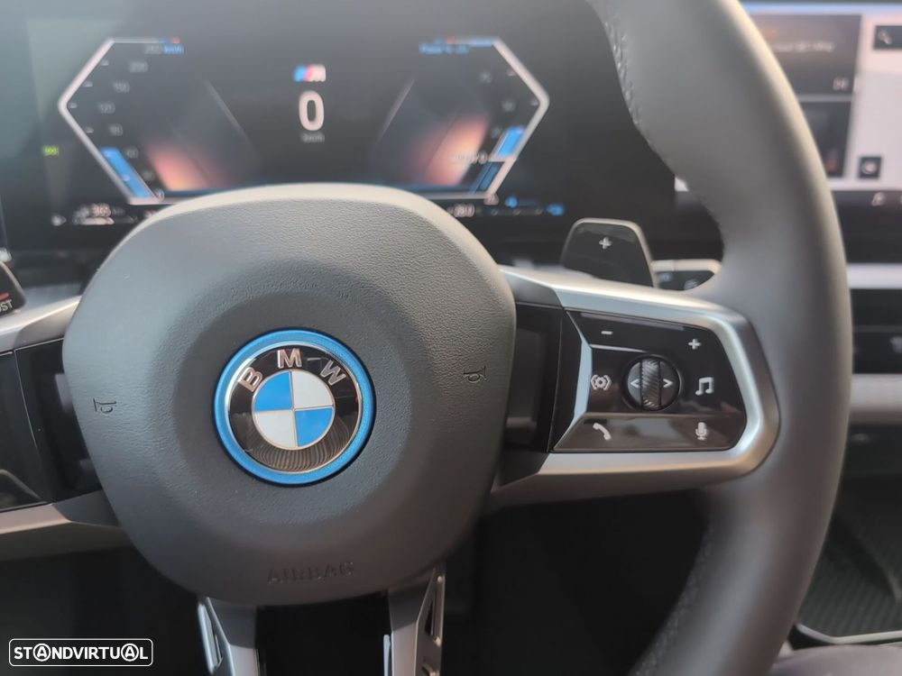 BMW 530 e Pack Desportivo M - 20