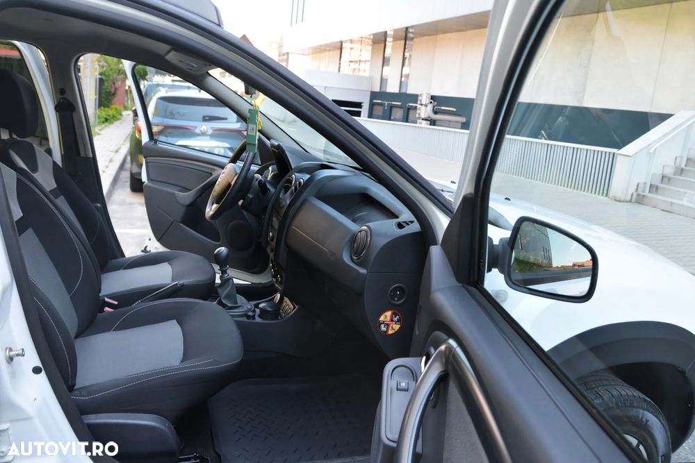 Dacia Duster SCe 115 4WD Comfort - 12