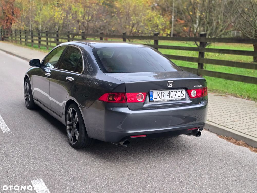 Honda Accord 2.4 Executive - 17