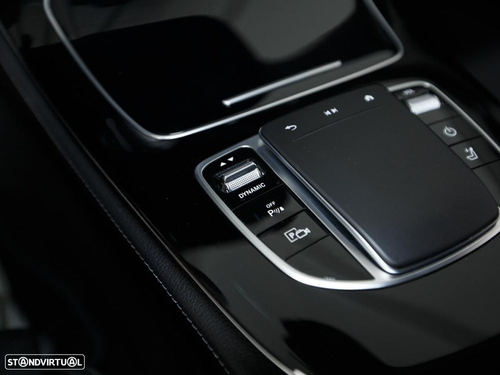 Mercedes-Benz E 300 de Avantgarde - 20