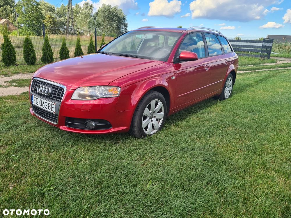 Audi A4 Avant - 1