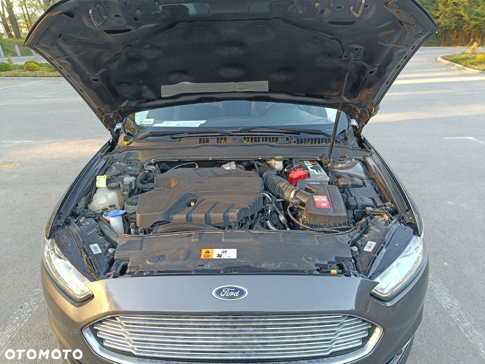 Ford Mondeo 2.0 TDCi Bi-Turbo Titanium PowerShift - 4