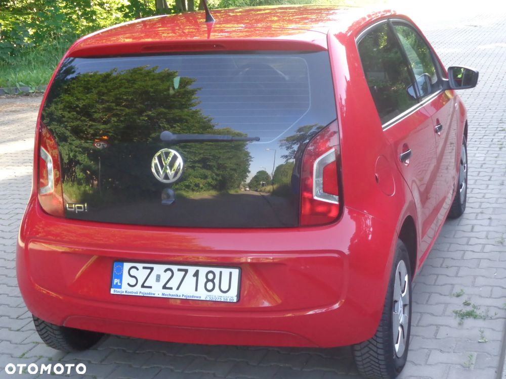 Volkswagen up! move - 18