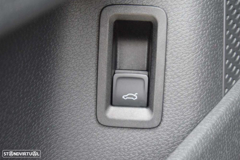 VW ID.Buzz 91 kWh Pro - 37