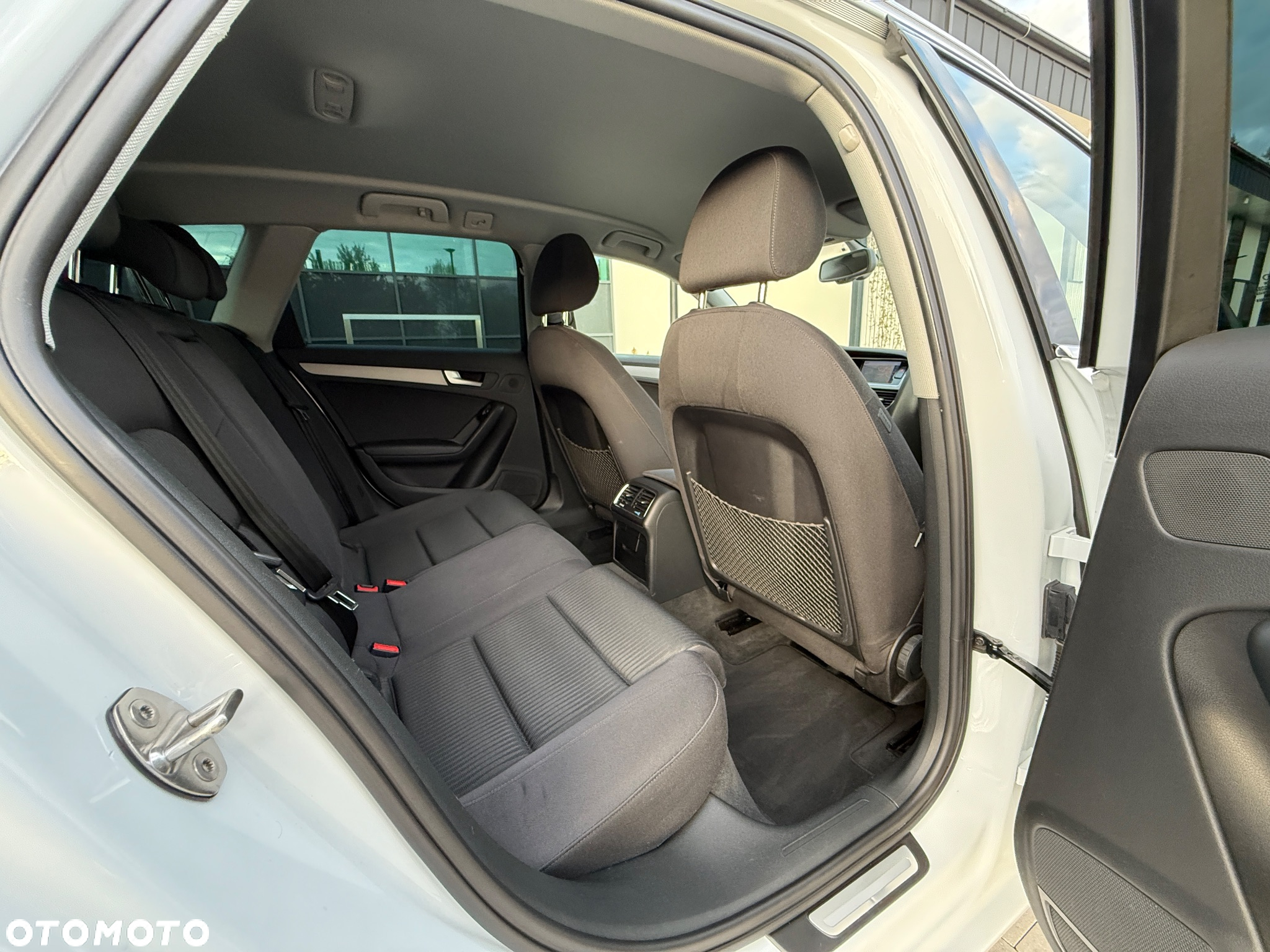 Audi A4 Avant 2.0 TDI - 27