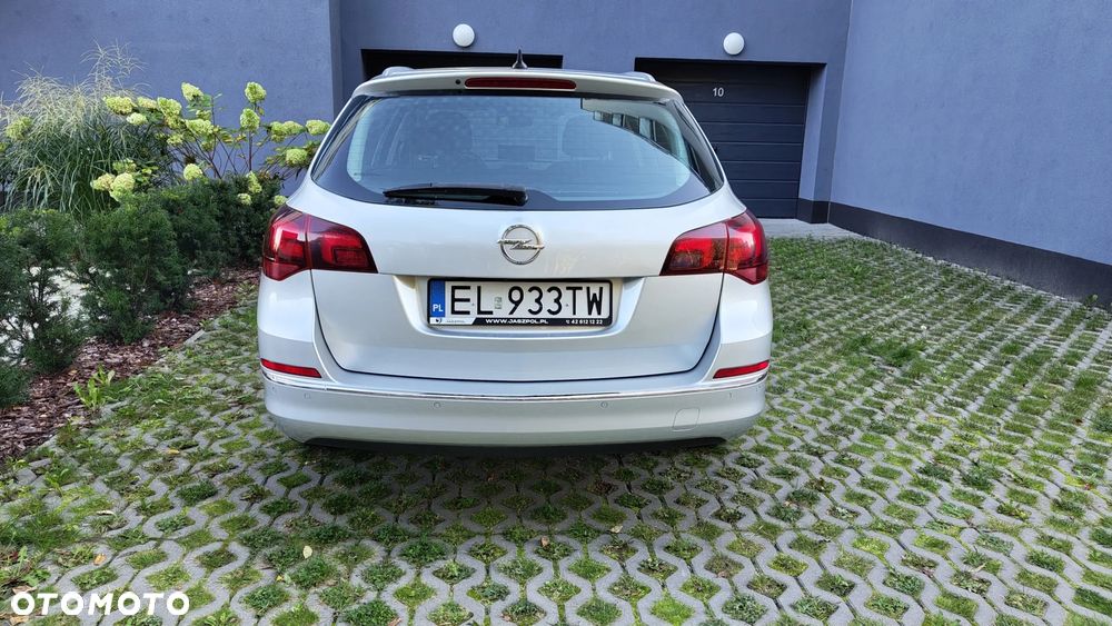 Opel Astra IV 1.7 CDTI Cosmo - 4