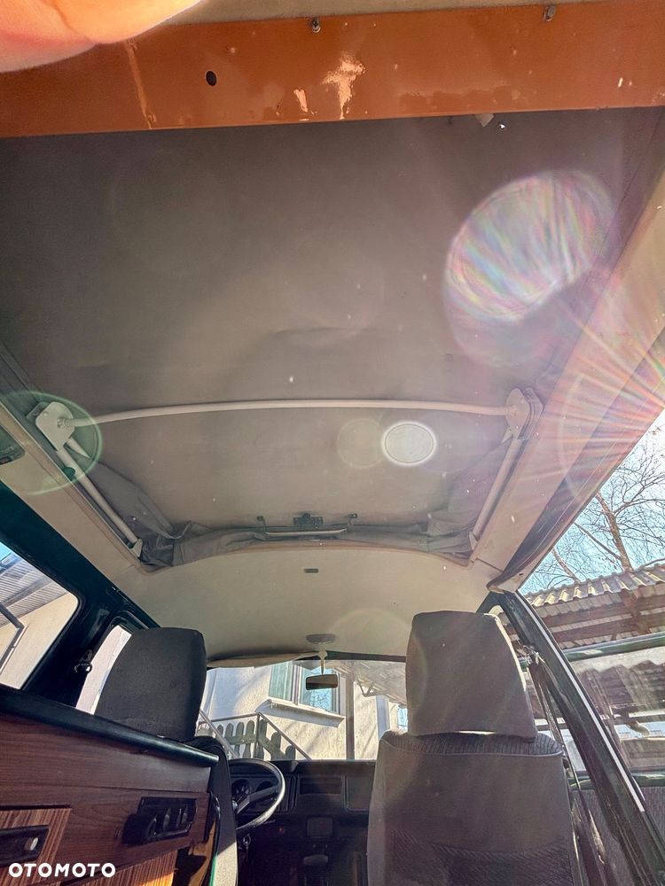 Volkswagen Transporter - 13