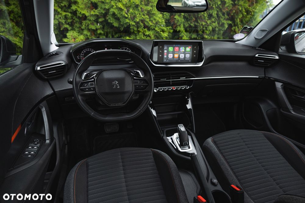 Peugeot 2008 PureTech 130 EAT8 Allure - 27