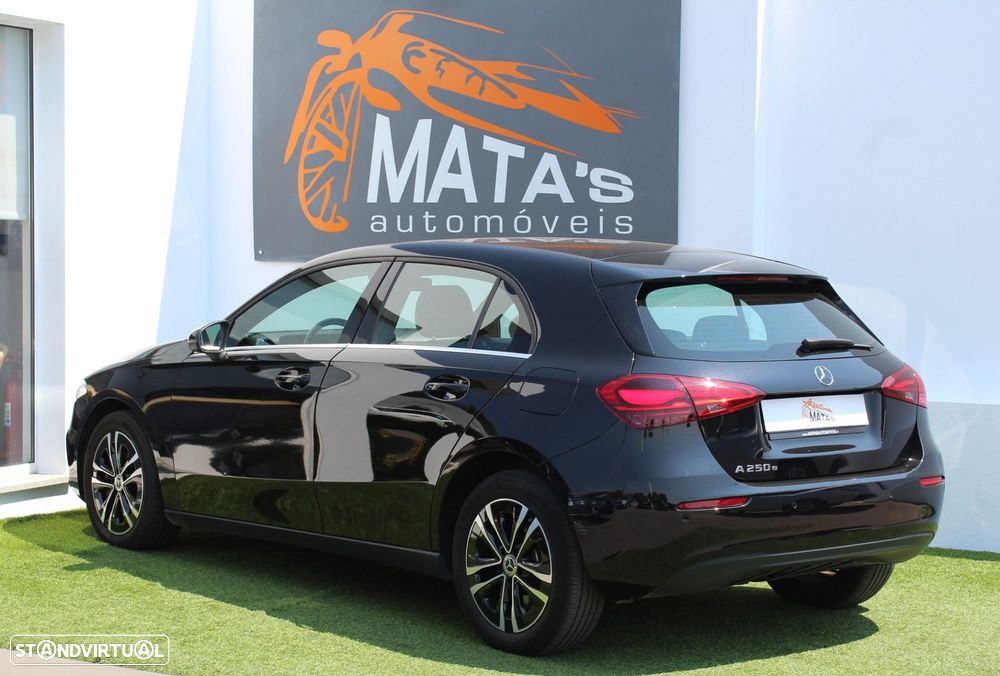Mercedes-Benz A 250 e Style Plus - 24