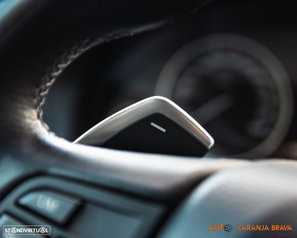 BMW 520 d Exclusive Auto 123g - 26