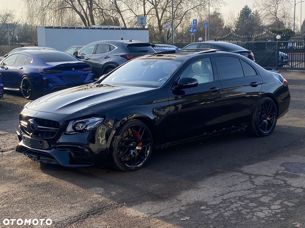 Mercedes-Benz Klasa E - 16